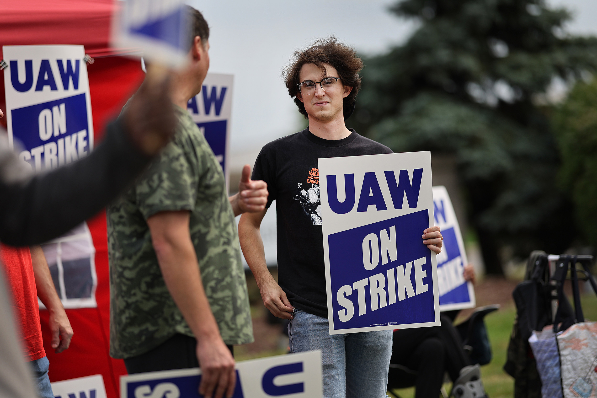 UAW Strike Expands to Include Minnesota