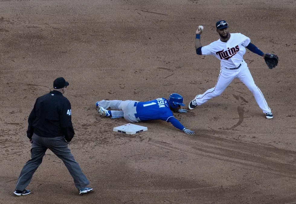 Royals Secure Home-Field With 6-1 Win Over Twins
