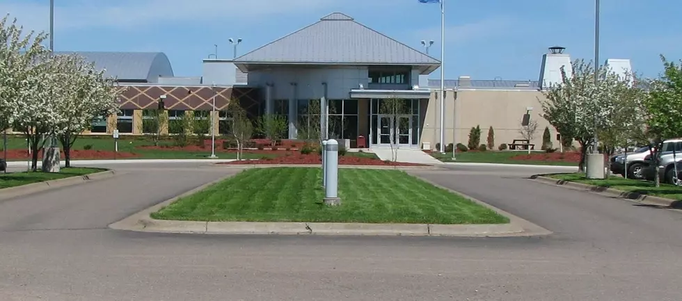 Minnesota Psychologist Charged With Having Sex With Sex Offenders
